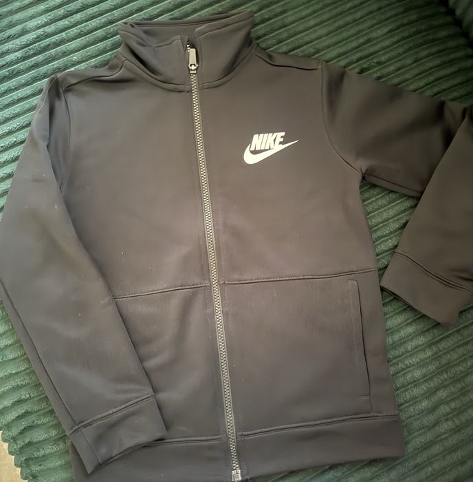 Zestaw ubrań 134 Nike sportowy getry bluza