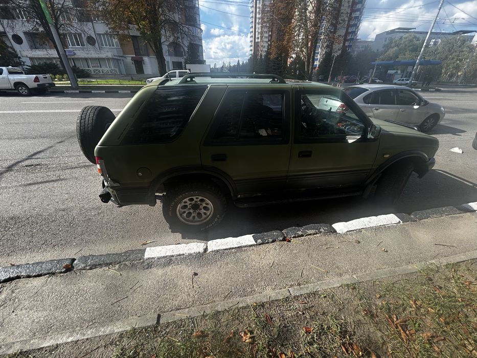 Продам Opel Frontera A