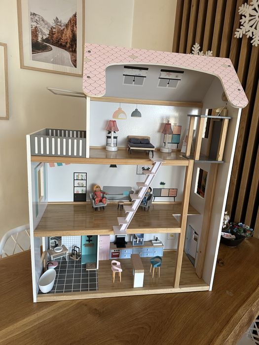 Duży domek dla lalek odbiór osobisty