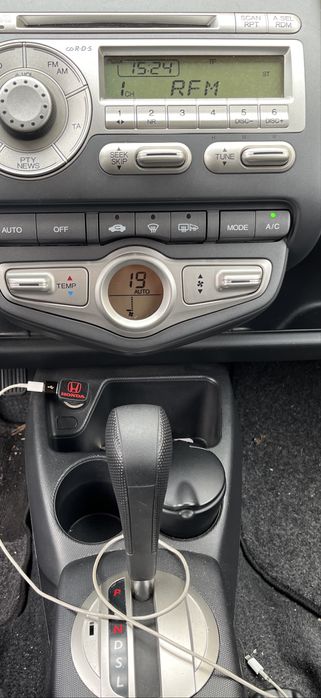 Honda Jazz  1.4  Caixa Automatica