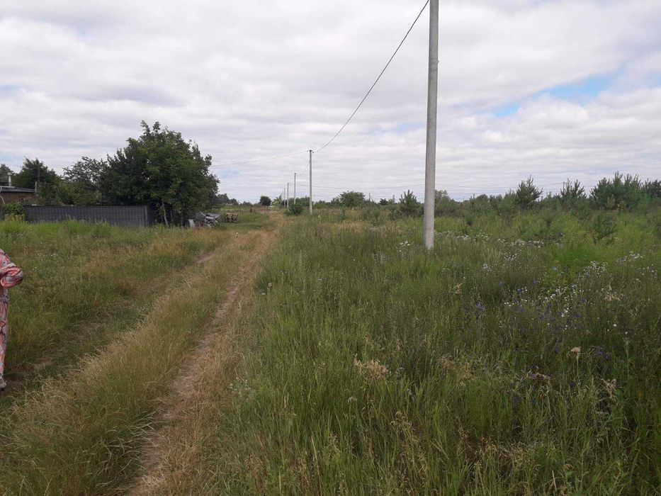 ! Кутовий 12 соток біля лісу з електрикою 5 кВт !!!