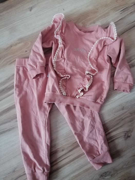 Komplet dla dziewczynki bluza spodenki onno 92 falbanki