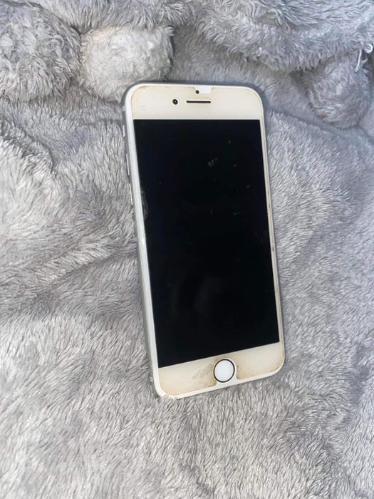 Silver iPhone 7 32GB