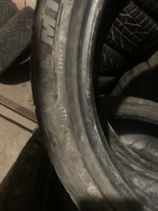 245/40/19 Michelin зимова пара