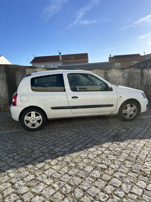Vendo Clio 1.5 dci.