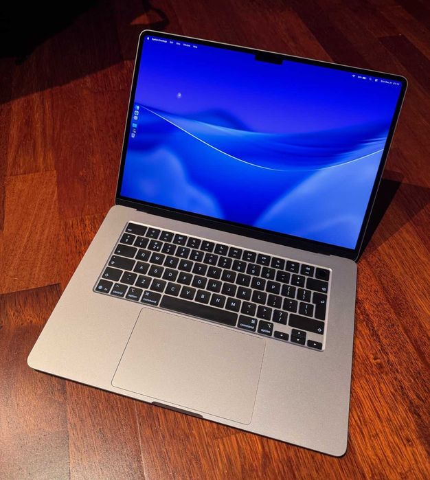 15” MacBook Air M4 16GB A3241 idealny prezent Gwarancja Apple