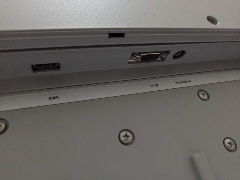 televisão LCD cinzento claro64332102185089124