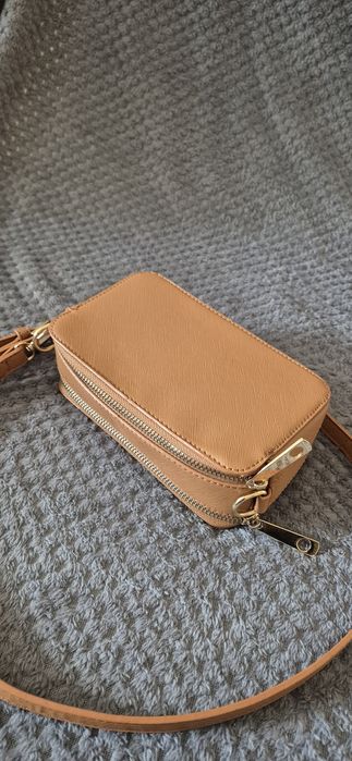 Mala / Bolsa tiracolo preta Zara