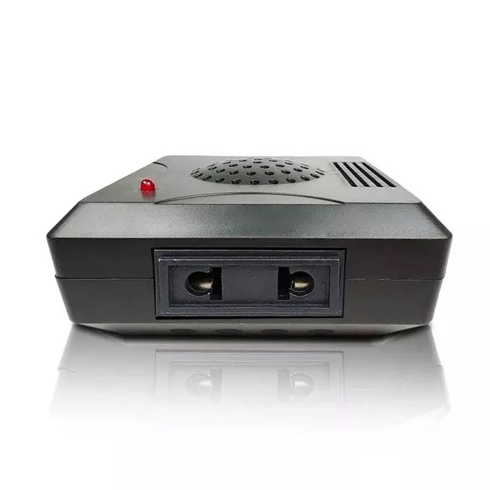 Инвертор (преобразователь напряжения) с 12 В на 220 В 180W