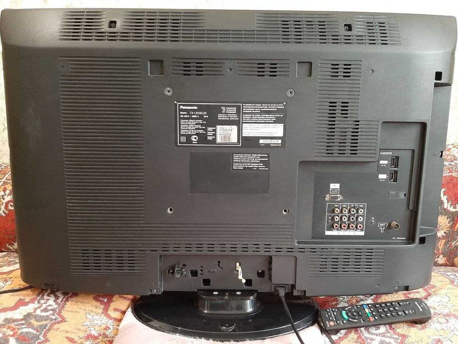 Телевізор Panasonic Viera TX-LR32C20
