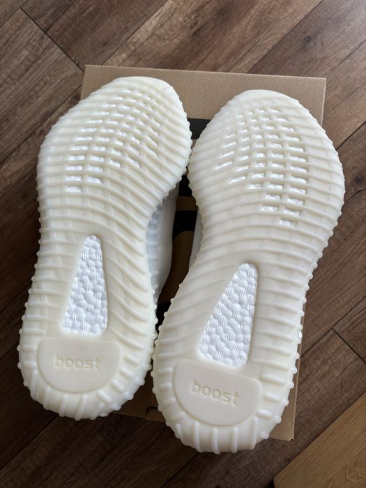 Yeezy boost 350 bone