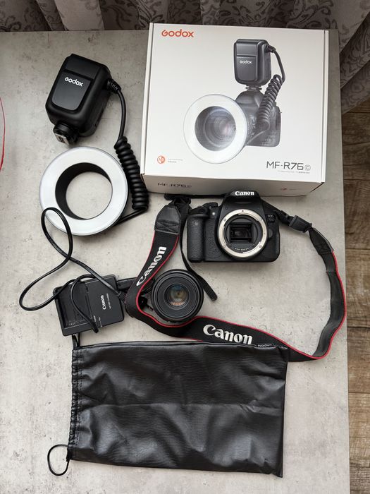Canon 700d, обʼєктив 60 mm, спалах godox