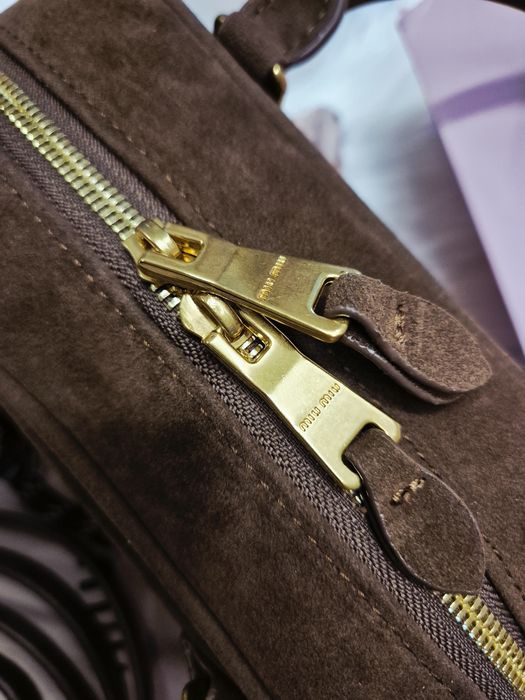 сумка miumiu 23×12 замш