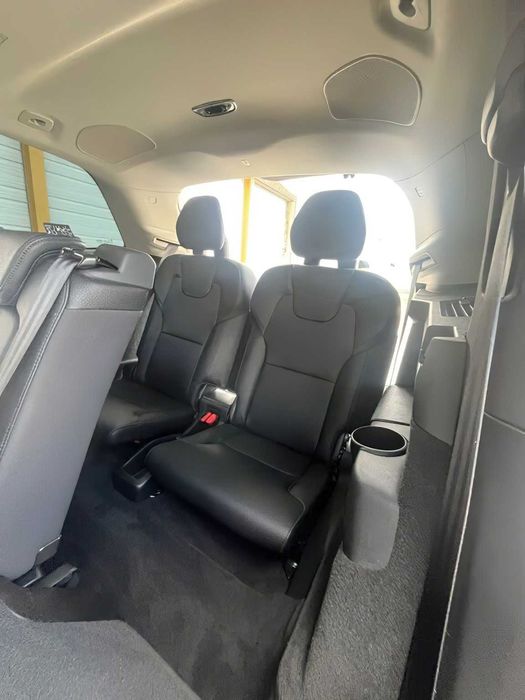 Volvo XC90 T5 Momentum      2019