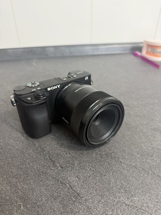 Sony a6400 sony 50mm 2.8 macro