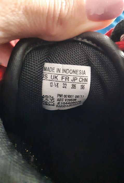 Buty adidas sneakersy wiosenne jesienne przejsciowe sportowe r 32 jesi