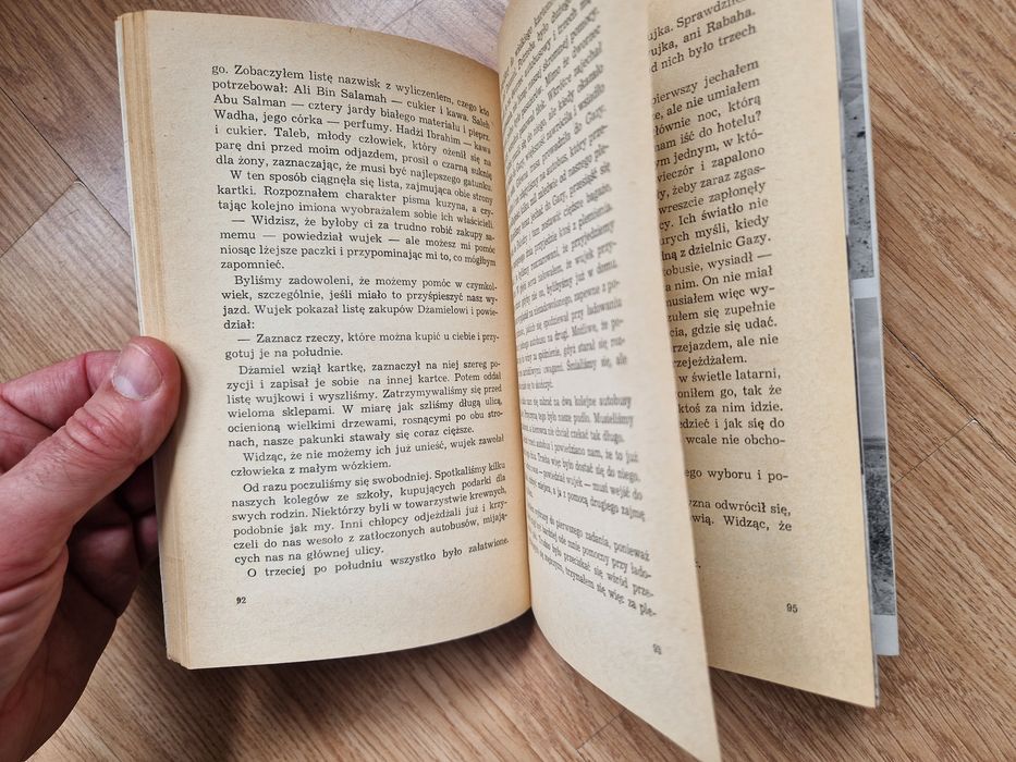 Chłopięce lata Beduina - Isaak Diqs seria DOOKOŁA ŚWIATA