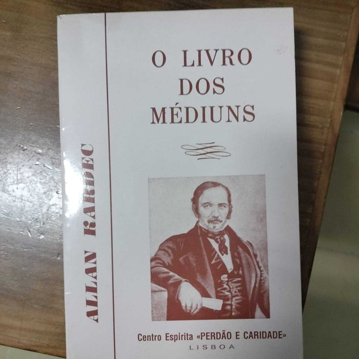 O livro dos médiuns - Allan Kardec