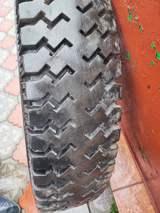Резина на газ 53