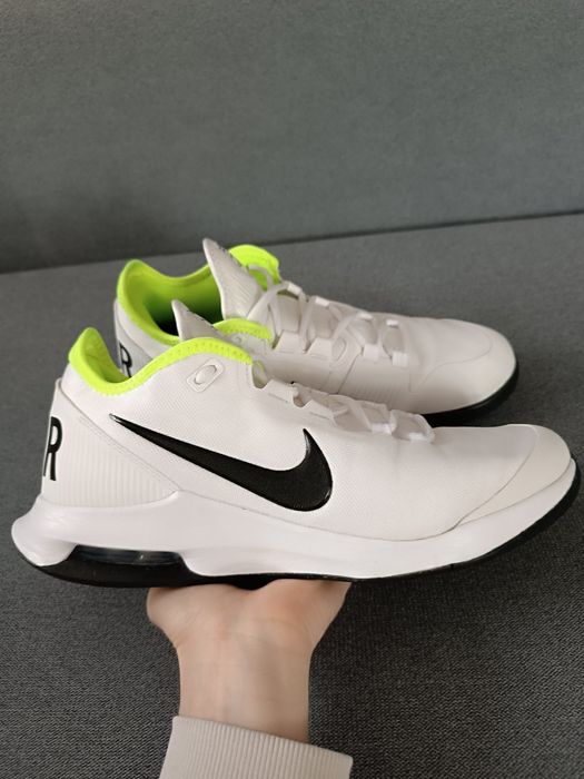 Чоловічі фірмові кросівки Nike 42