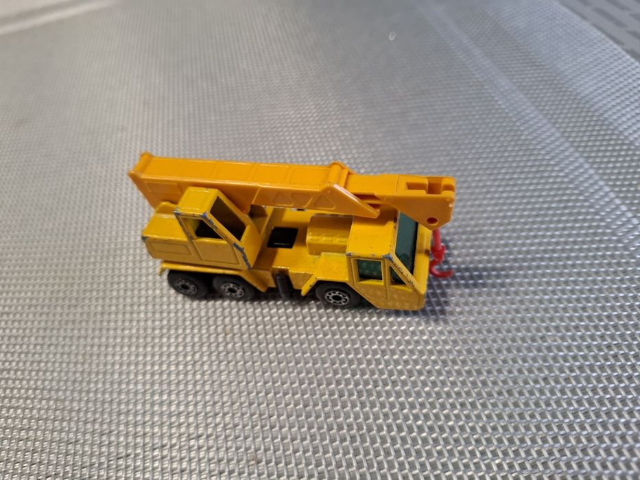 Matchbox crame trucka skala 1:64