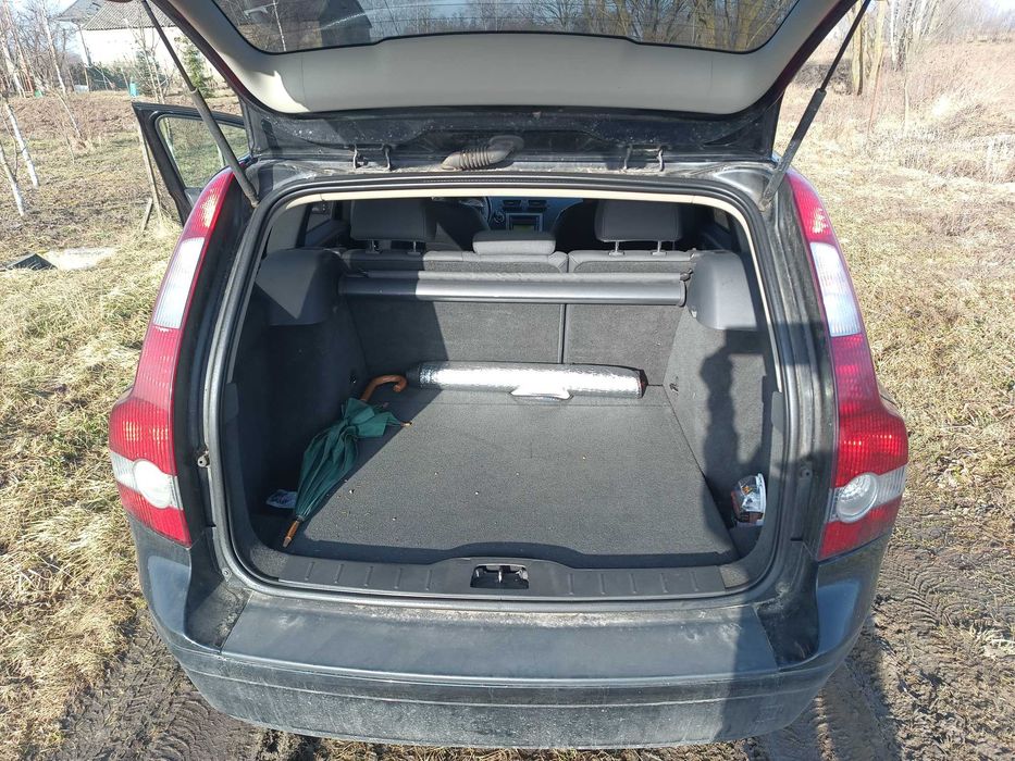 sprzedam volvo v50 2D