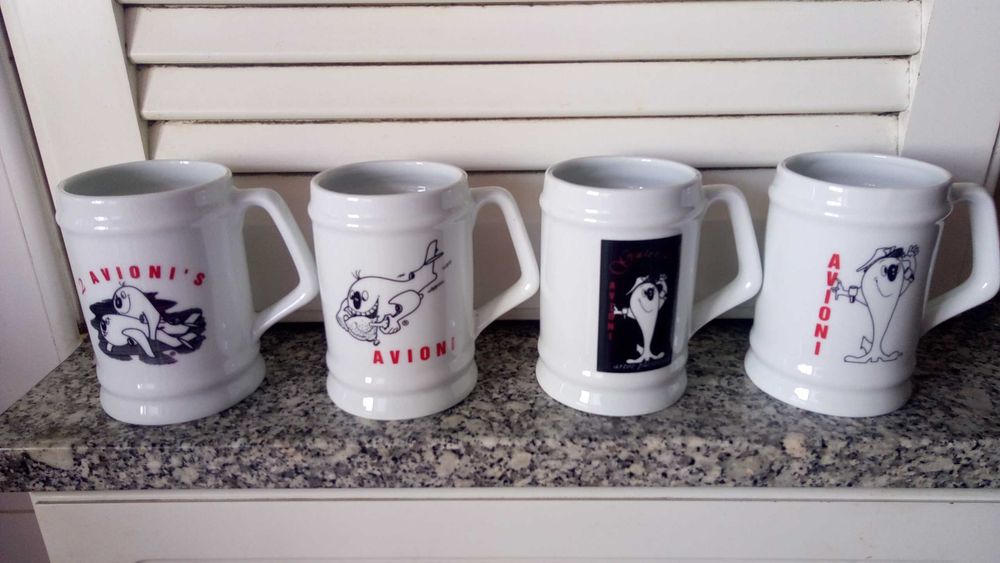 Vários conjuntos / lotes chávenas de café de coleção