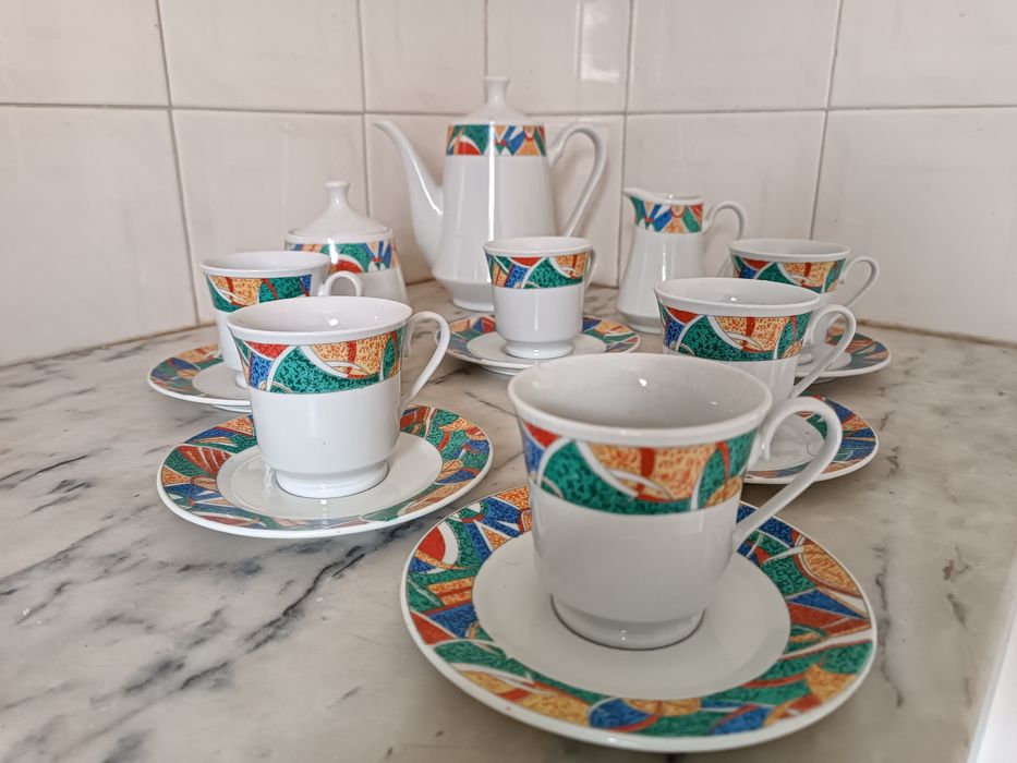 Conjunto de chá em porcelana