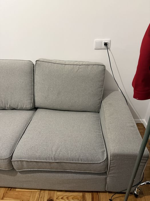 Vendo Sofá IKEA Kivik 2 lugares Tallmyra brc/pret.