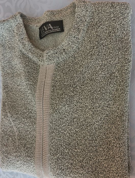 Sweter szara oliwka