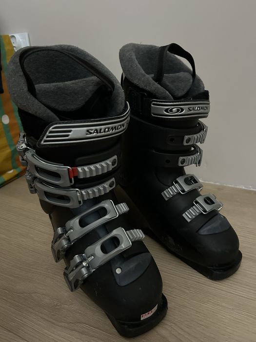 Buty narciarskie Salomon 37 1/3 23,5 cm damskie thermo fit
