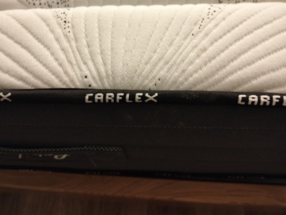 Vendo 2 camas de solteiro