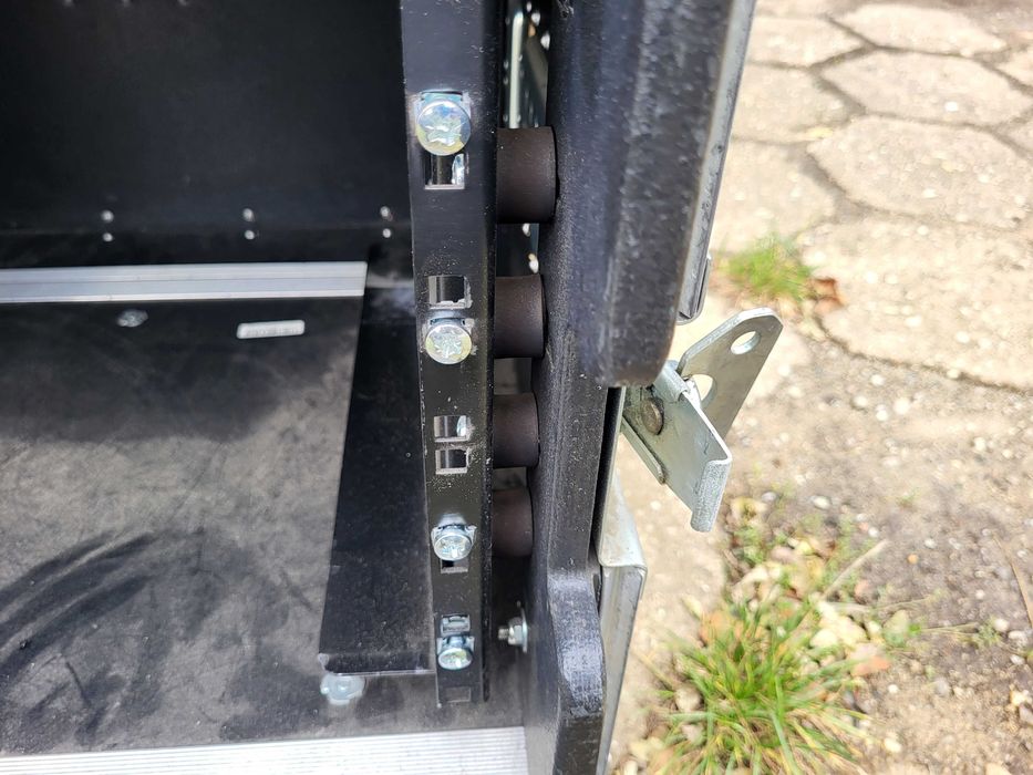 RACK 6U Shockmount  2x szyna (40cm / 50 do klapy) koła // FAKTURA 23%
