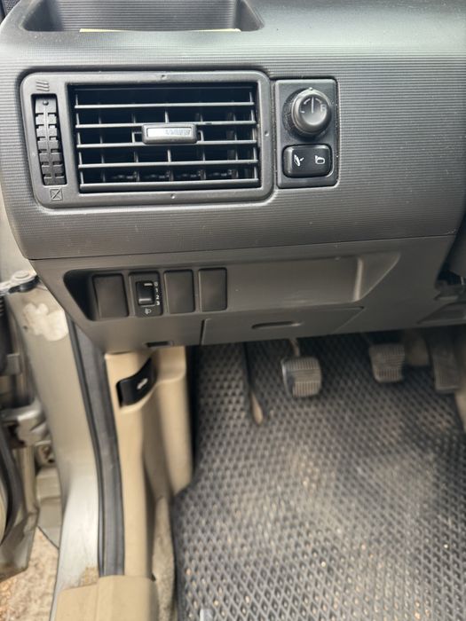 Кросовер Nissan X-trail