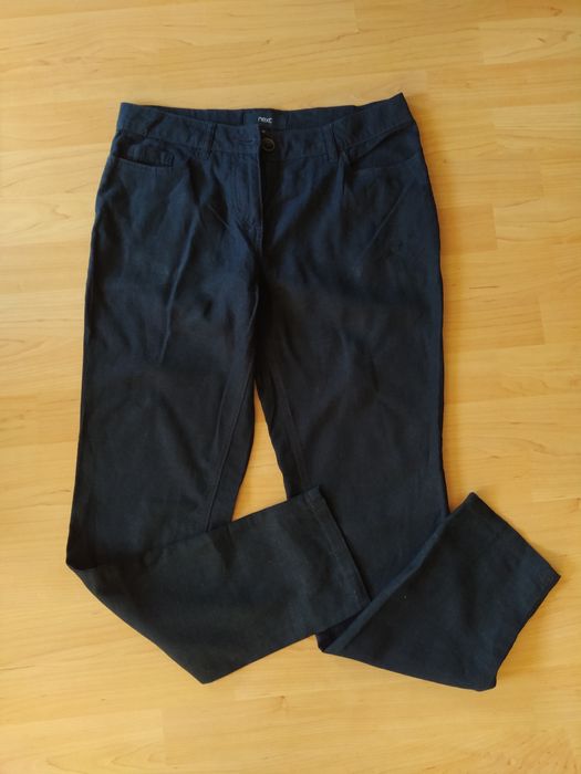 Spodnie granatowe typu proste