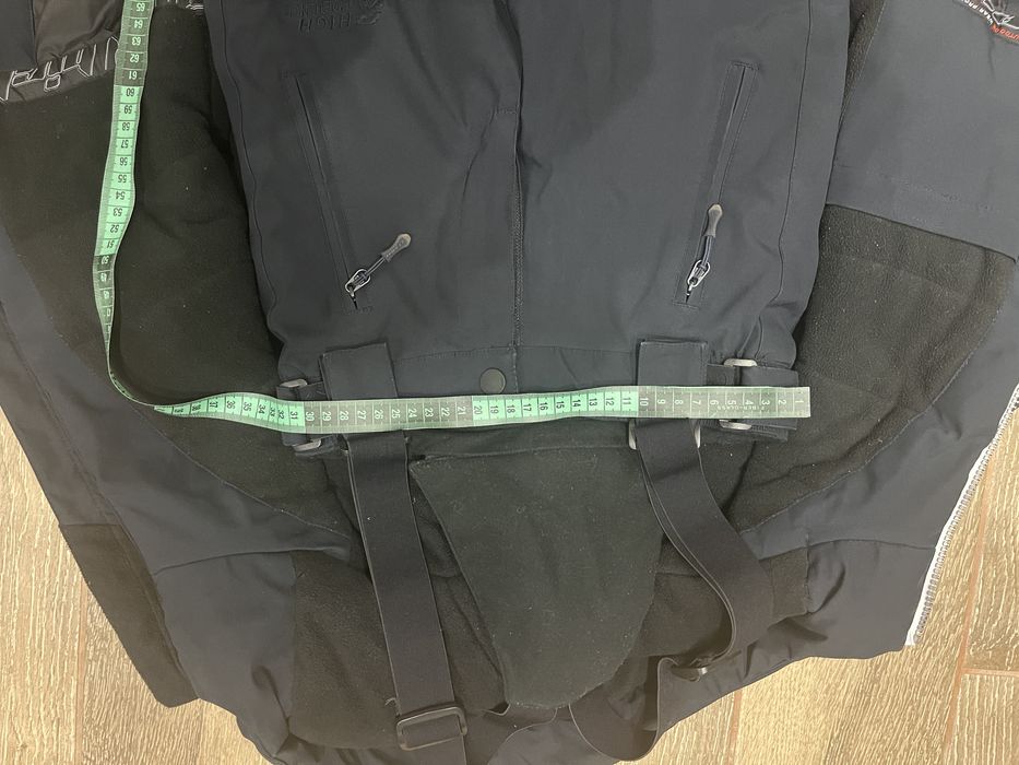 Продаю зимовий костюм в гарному стані