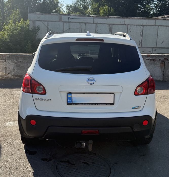 Продам Nissan Qashqai 2009