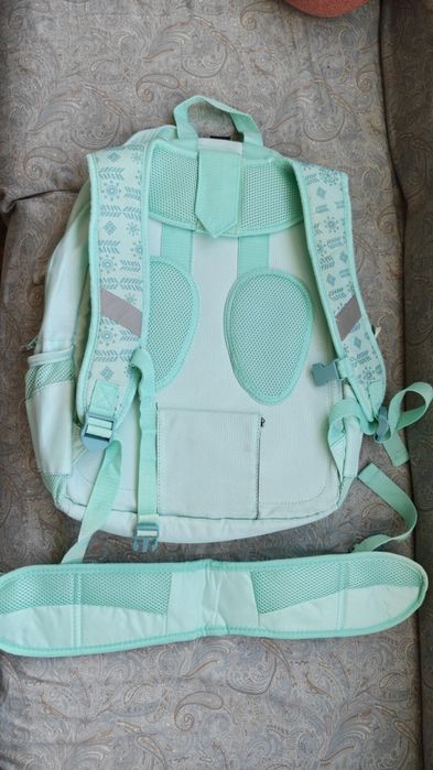 Mochila verde menta