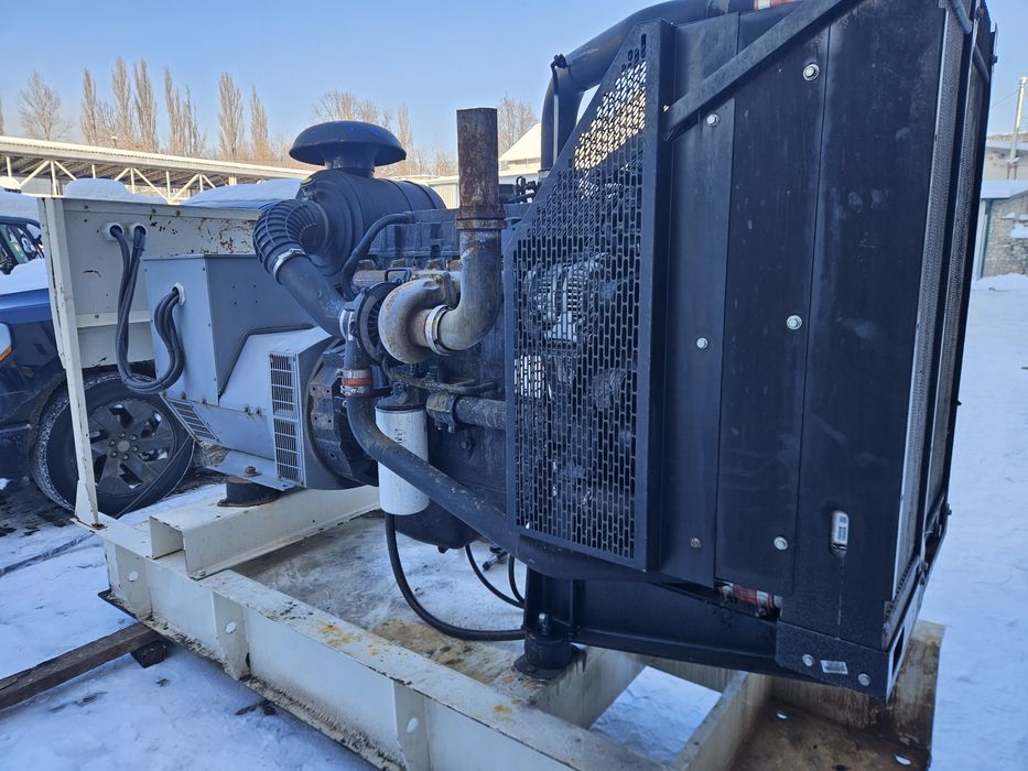 Генератор дизельний 160квт(200ква)