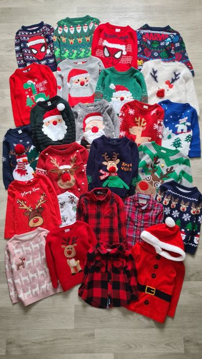 Новогодний свитер с оленем на 2-3 года, червоний с дідом морозом,санта