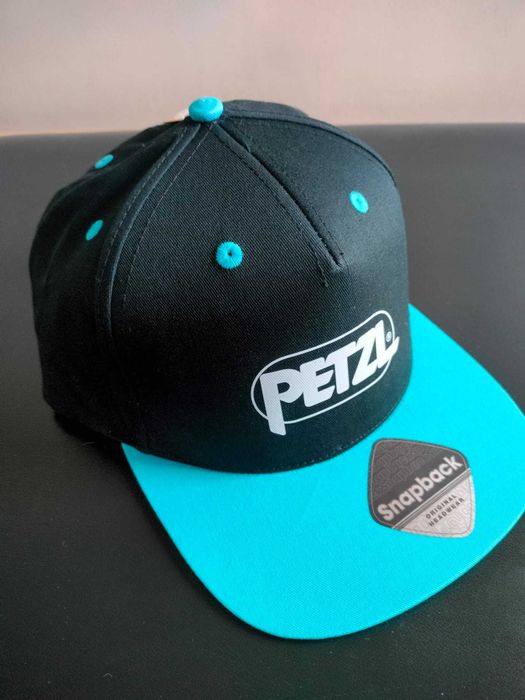 PETZL snapback – nowa czapka wspinaczkowa / outdoor