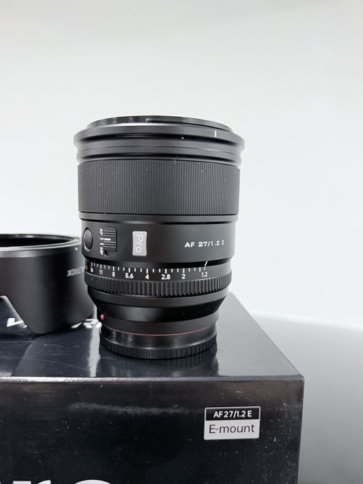 Viltrox PRO AF 27mm f/1.2 STM ASPH ED IF — Mont. Sony E