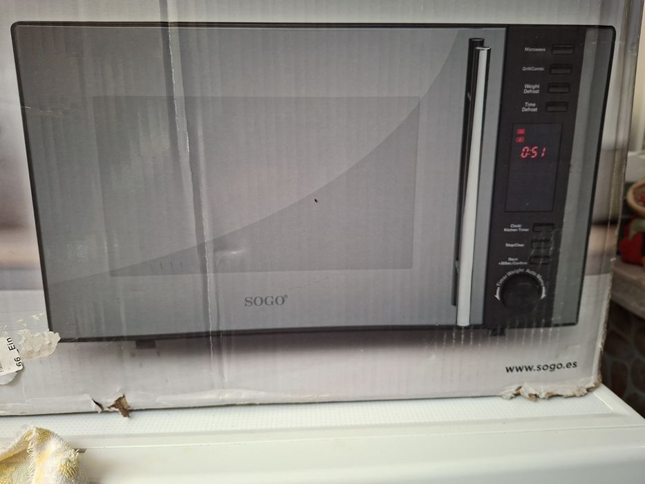 Microondas com Grill Sogo HORSS885