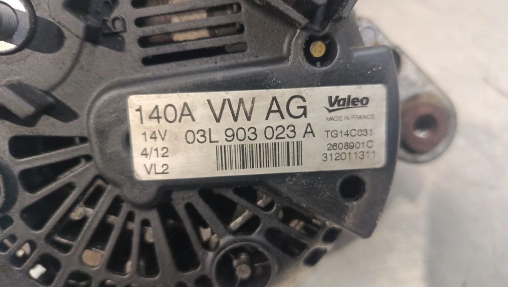 Alternador AUDI A3 (8P1)