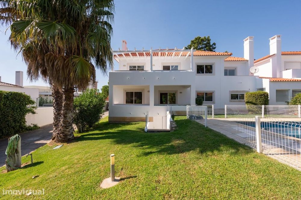 Moradia T4 com jardim, Areias de São Pedro, Cascais