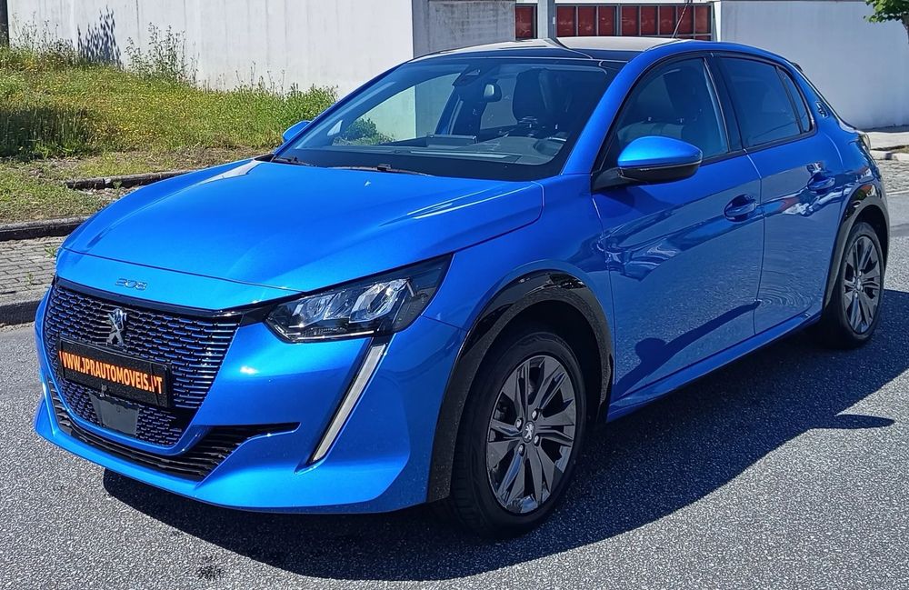 Peugeot e-208 Allure Pack