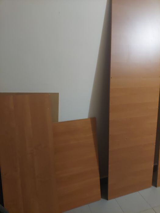 Продам  ДСП полки,дверцы Мдф