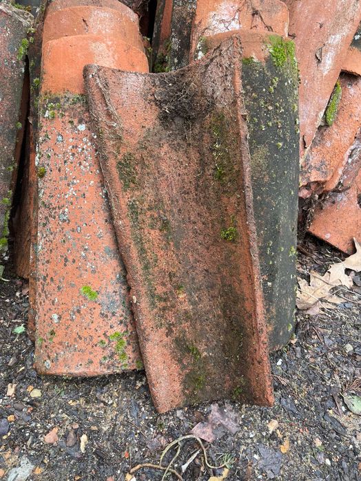 Telhas Mouriscas usadas em bom estado