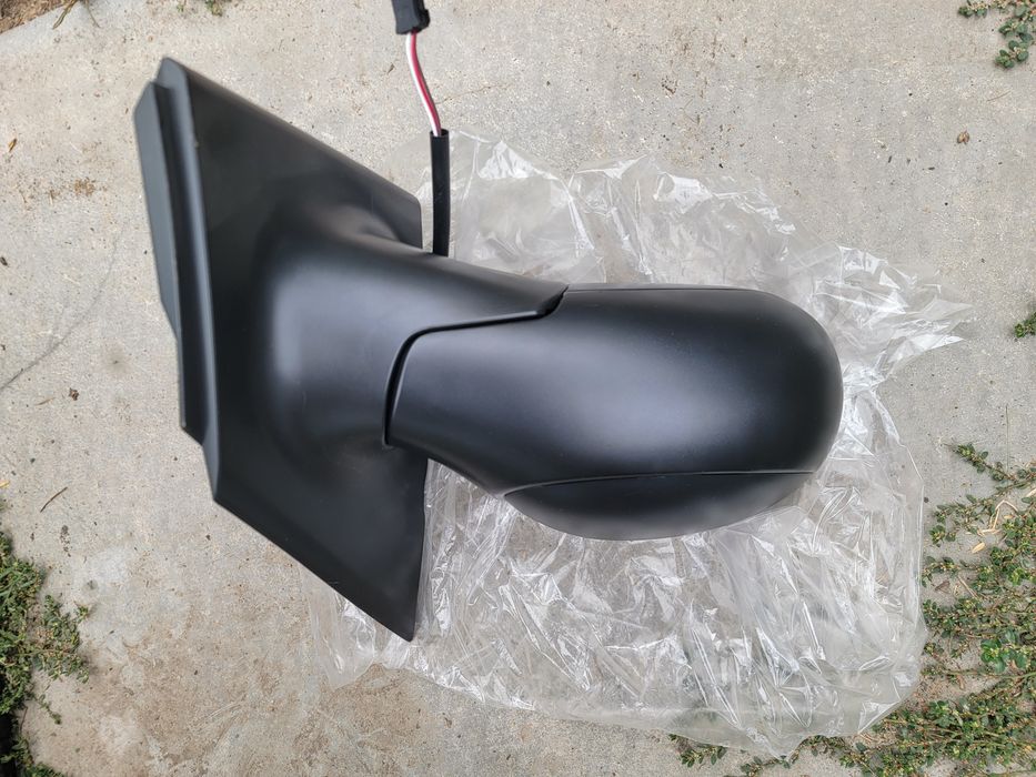 дзеркало  праве на citroen c2