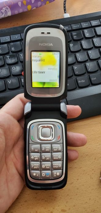 Nokia 6085 почти новый